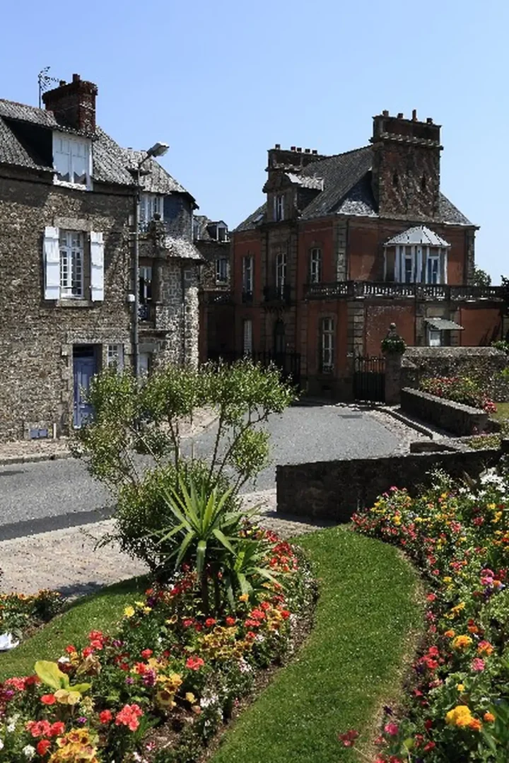 コンビニエンスストア発行証明書の偽造防止対策と専門家への影響の画像