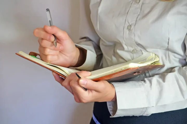 所有者不明土地問題を解決するための相続人調査と通知制度の画像