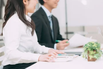 【大津市・実話】コロナで収入激減…借金300万。任意整理で家族との笑顔を取り戻した30代会社員の再スタート物語