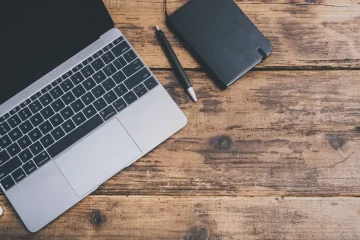 相続の手続き、遺産分割、税務相談…。司法書士と税理士はどちらに頼めば良いのでしょうか？本記事では両者の違いと役割、費用目安、あなたに合う士業の選び方を事例つきで分かりやすくご案内します。