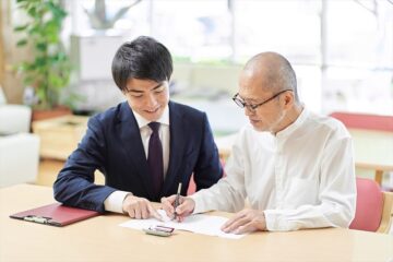 遺言書作成のサポートを行うイメージ